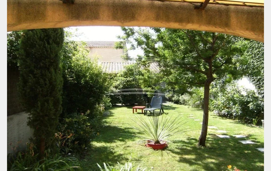 Annonces CHATEAURENARD : House | SORGUES (84700) | 87 m2 | 220 000 € 