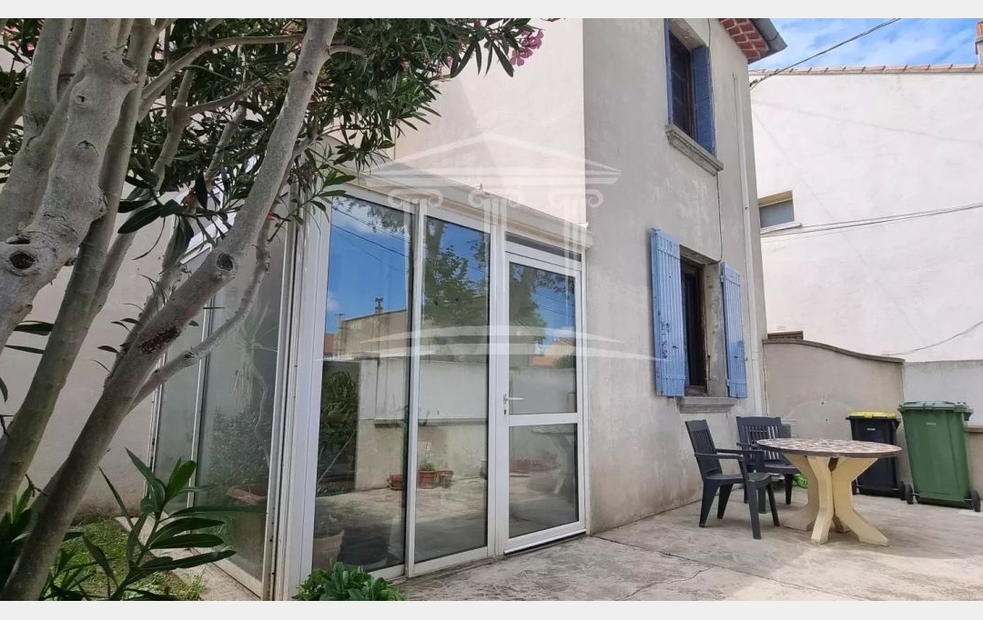 Annonces CHATEAURENARD : Maison / Villa | SORGUES (84700) | 105 m2 | 218 000 € 